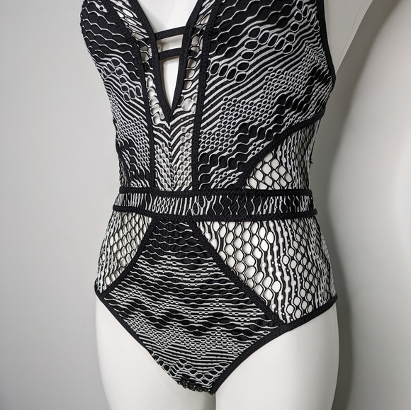 Becca black white mesh semi sheer low cut one piece swimsuit M - Picture 3 of 13